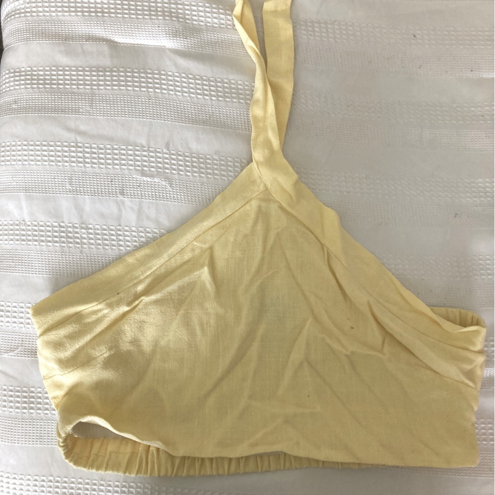 Kendall & Kylie Pale Yellow Halter Top